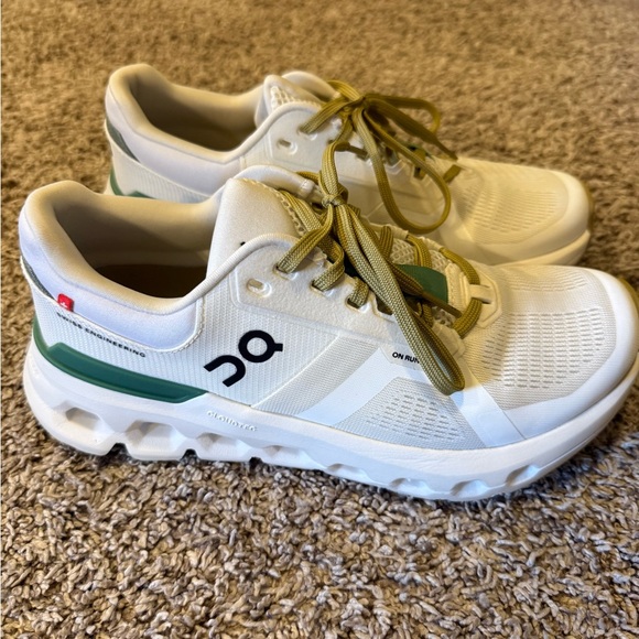 On Cloud Running Cream and Green Athletic Shoes - Picture 2 of 4